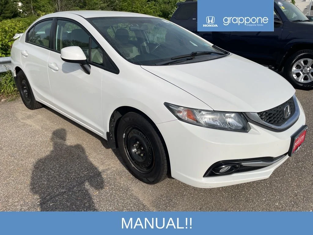 Used 2013 White Honda LX image 1