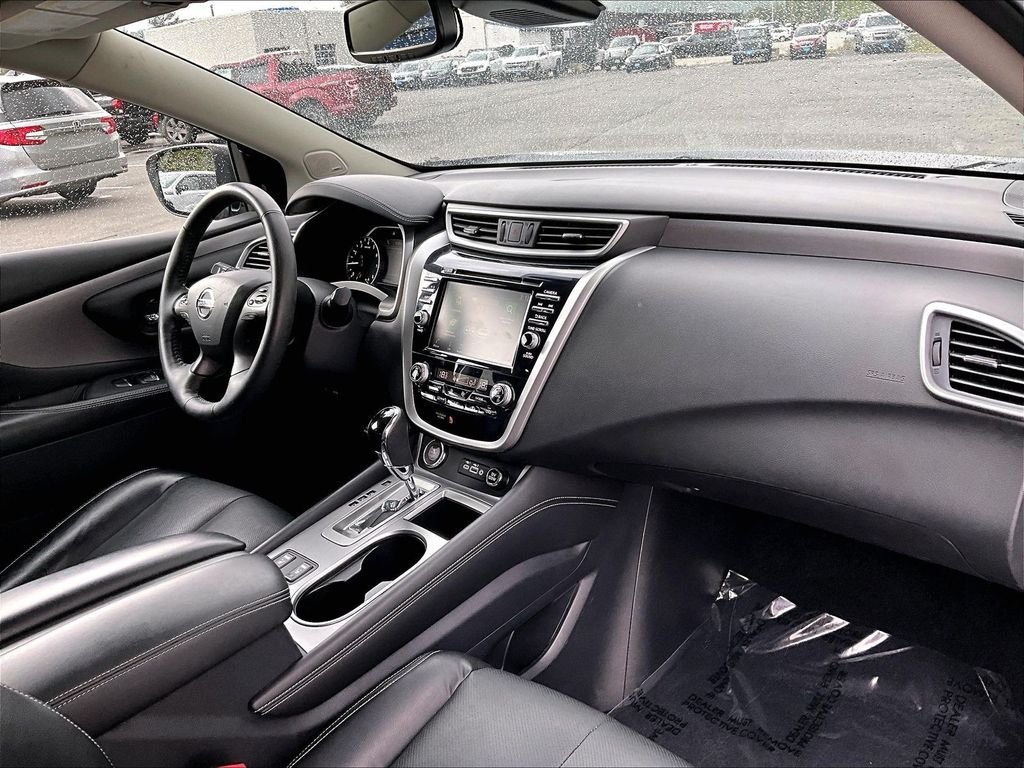 Used 2021 Black Nissan SL image 14
