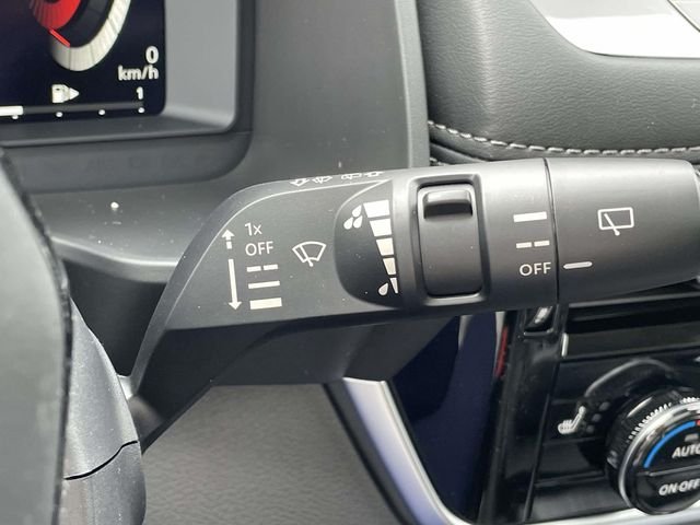 New 2026 Super Black Nissan Platinum image 24