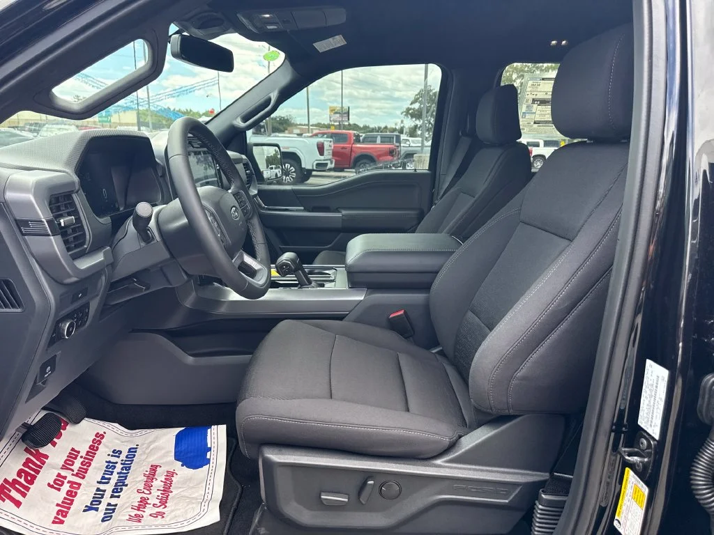 New 2026 Black Ford XLT image 19