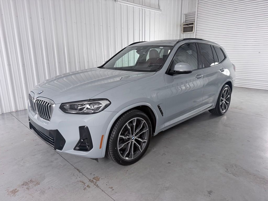 2023 BMW X3 sDrive30i's photo