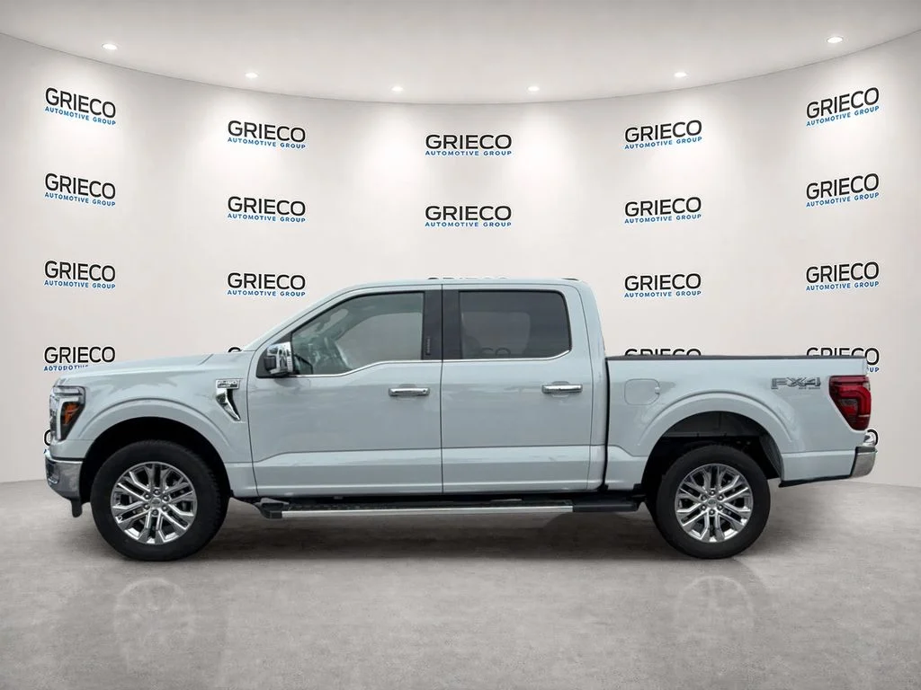 Used 2024 White Ford Lariat image 4