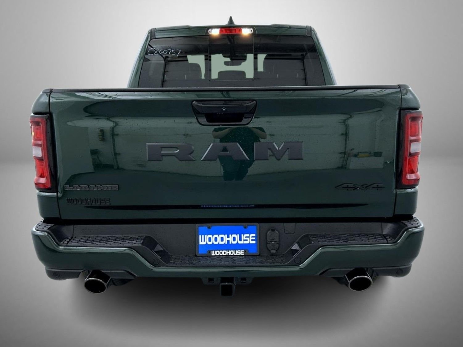 New 2026 Serrano-Green Metallic Exterior Paint RAM Laramie image 6