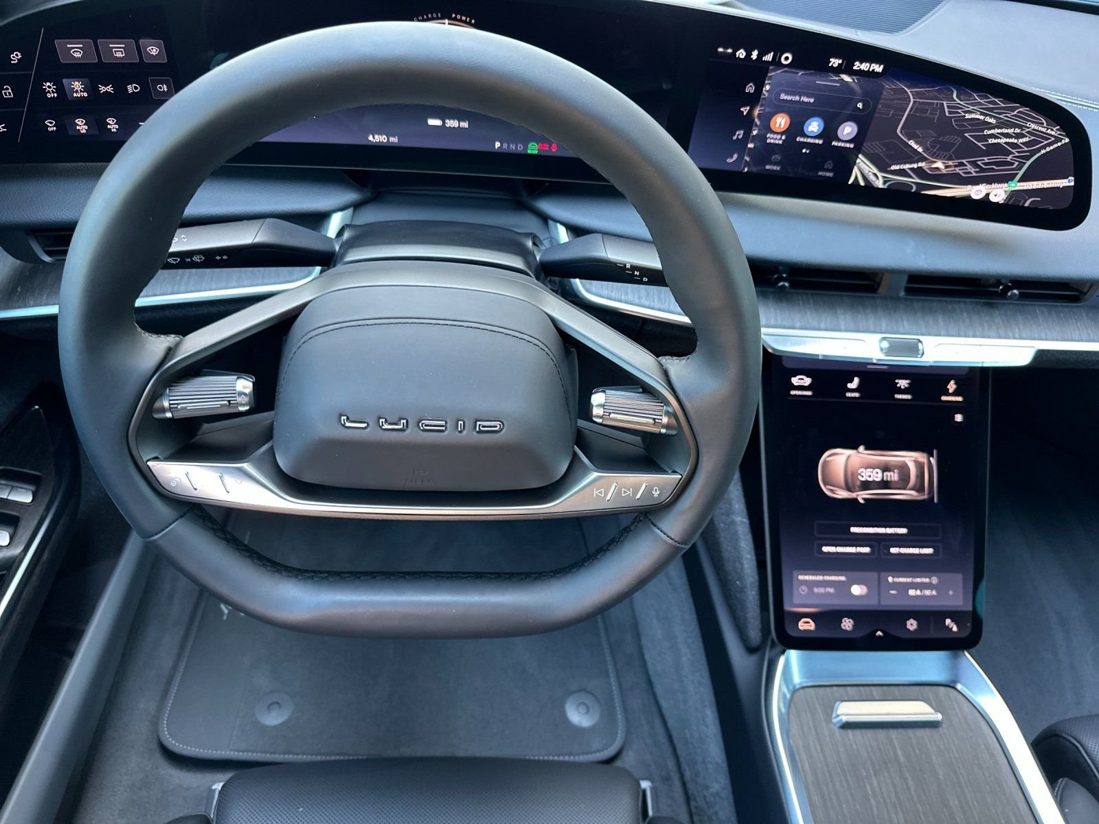 Used 2025  Lucid Touring image 15