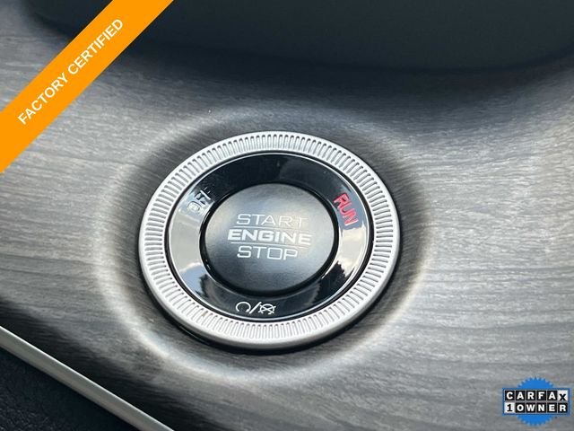 Used 2025 Silver Jeep Limited image 37