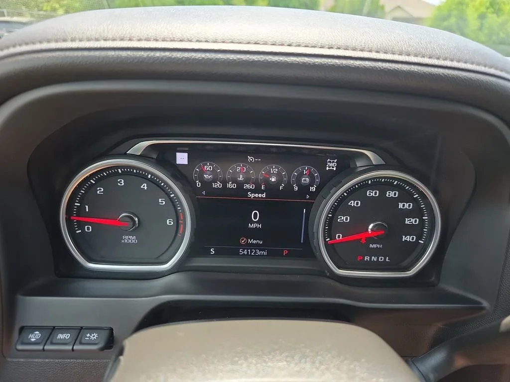 Used 2023 Red Chevrolet High Country image 30