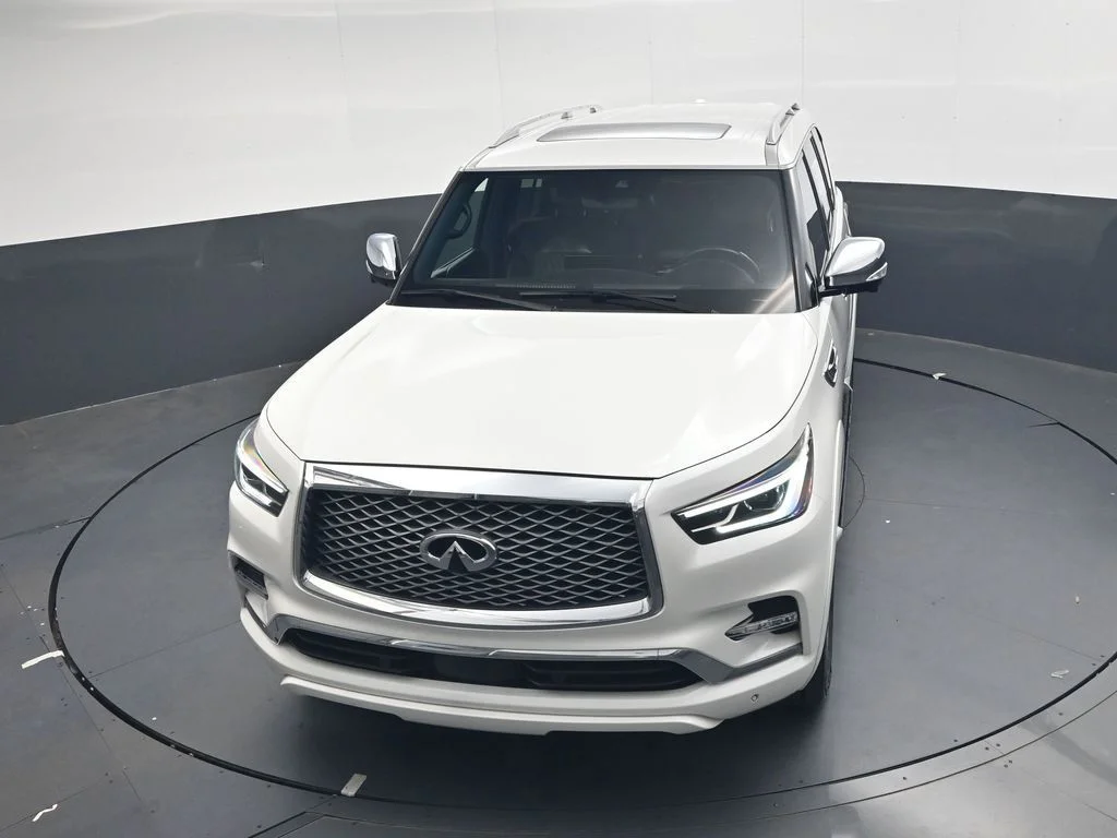 Used 2023 White INFINITI Sensory image 42