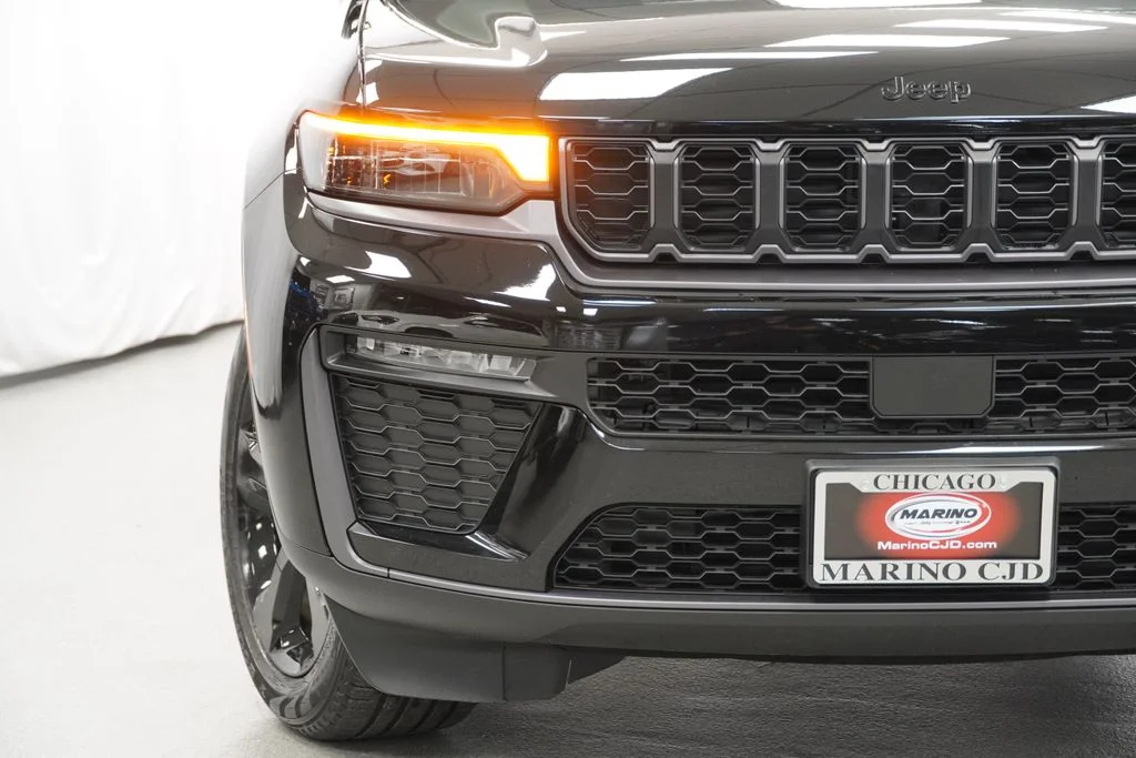 Used 2026 Black Jeep Limited image 7
