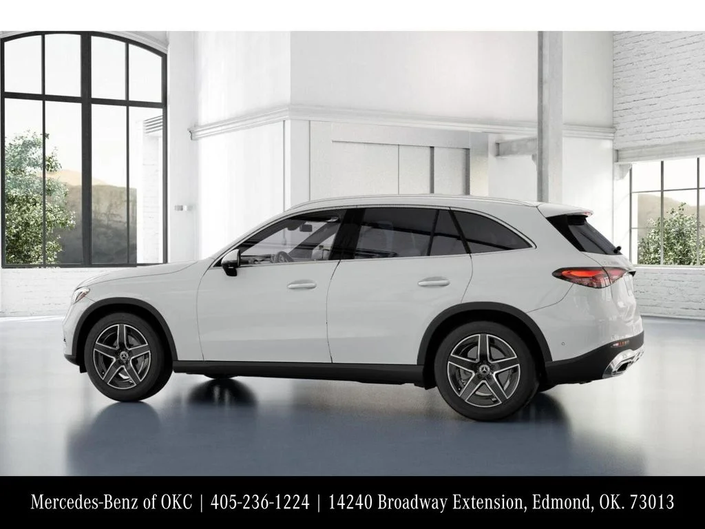 Used 2026 White Mercedes-Benz GLC 300 image 32