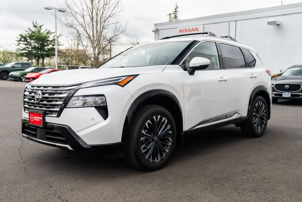 New 2026 Everest White Pearl TriCoat Nissan Platinum image 3