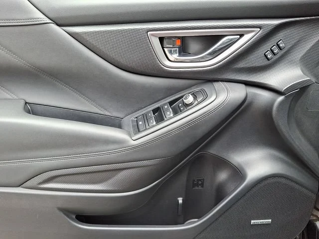 Used 2023 Black Subaru Touring image 13