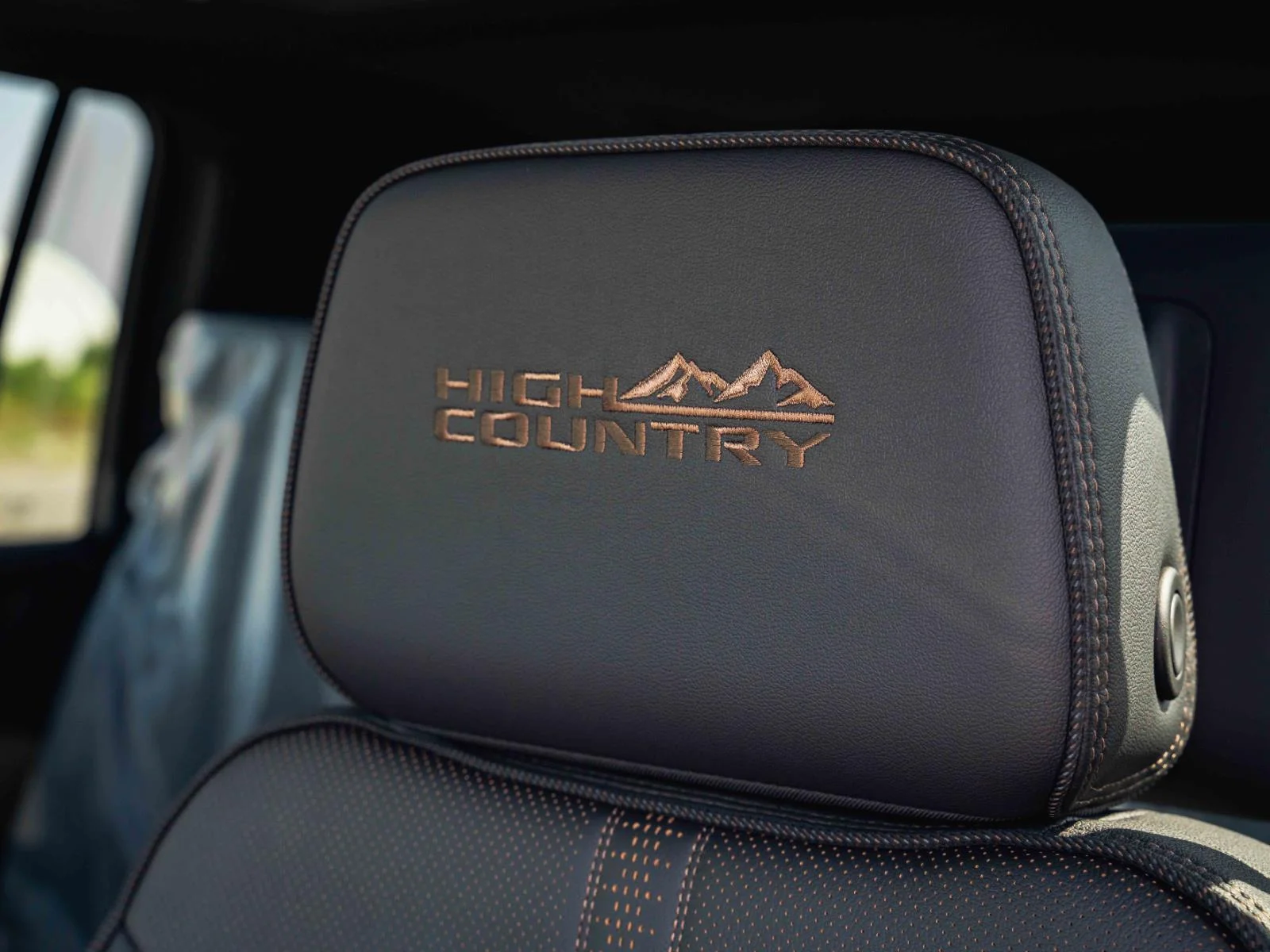 New 2026 Black Chevrolet High Country image 36