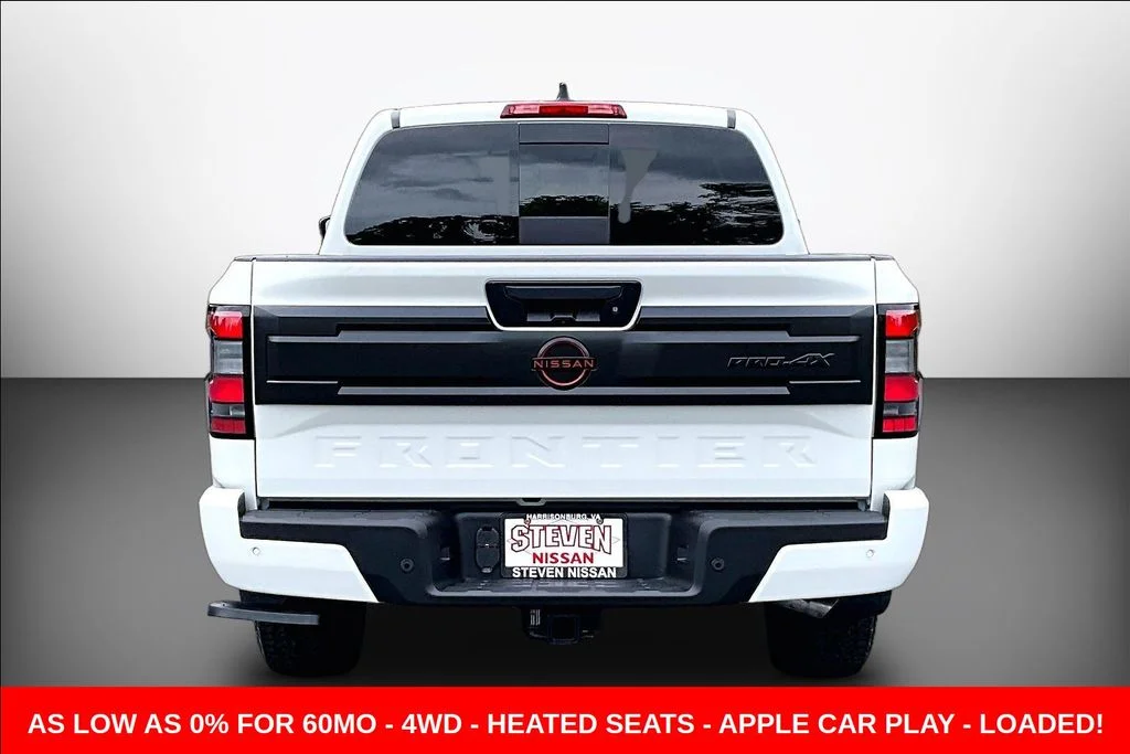 New 2026 White Nissan PRO-4X image 4
