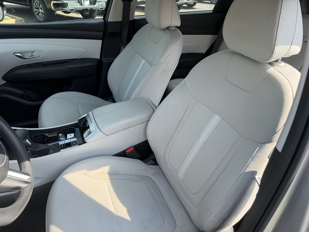Used 2025 Silver Hyundai SEL image 40