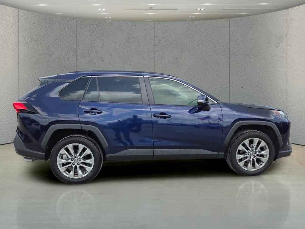 Used 2022 Blueprint Toyota XLE Premium image 2