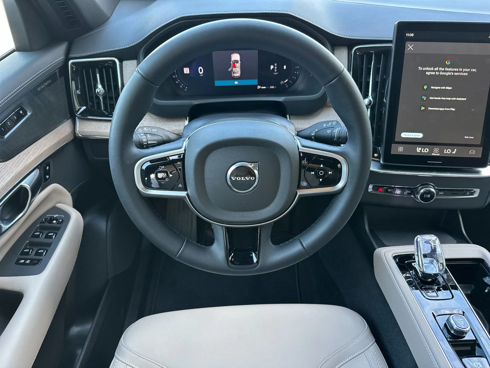 2026 Volvo XC90 Plus - Photo 15