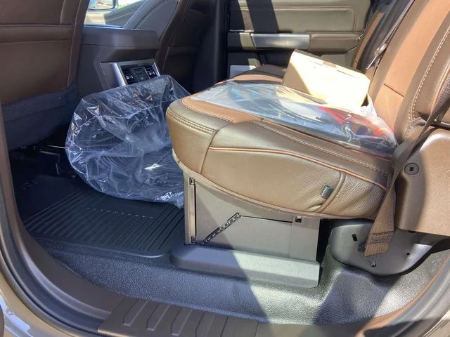 New 2026 Marsh Gray Ford King Ranch image 9