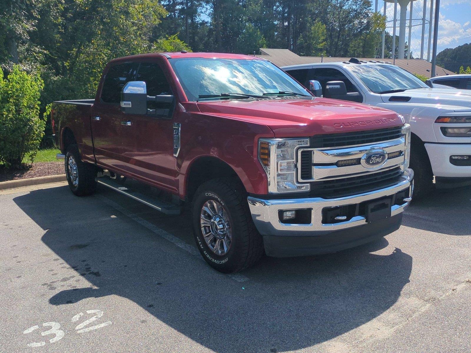 Used 2018 Ruby Red Metallic Tinted Clearcoat Ford XLT image 3