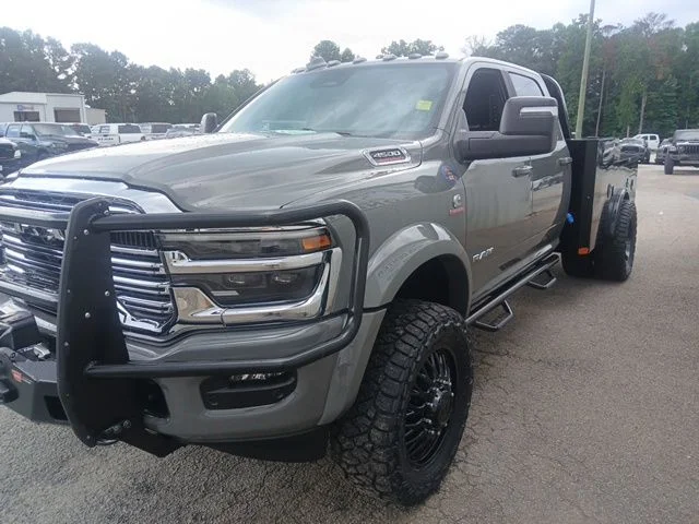 New 2026 Ceramic Gray Clear-Coat Exterior Paint RAM Laramie image 13