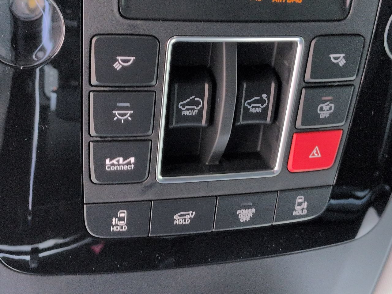 New 2026 Snow White Pearl Kia SX Prestige image 25