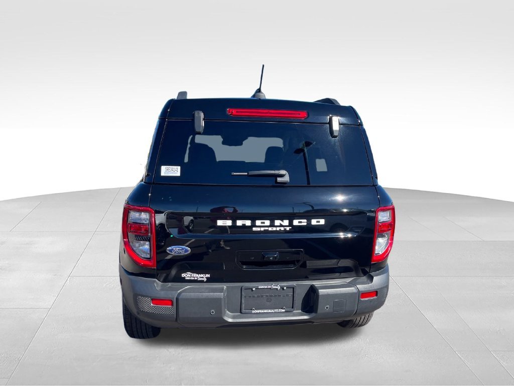 Used 2025 Black Ford Outer Banks image 4