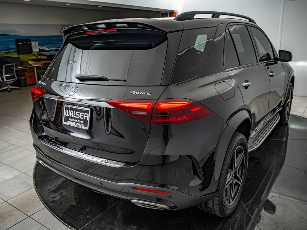 Certified Used 2025 Obsidian Black Mercedes-Benz GLE 580 image 16