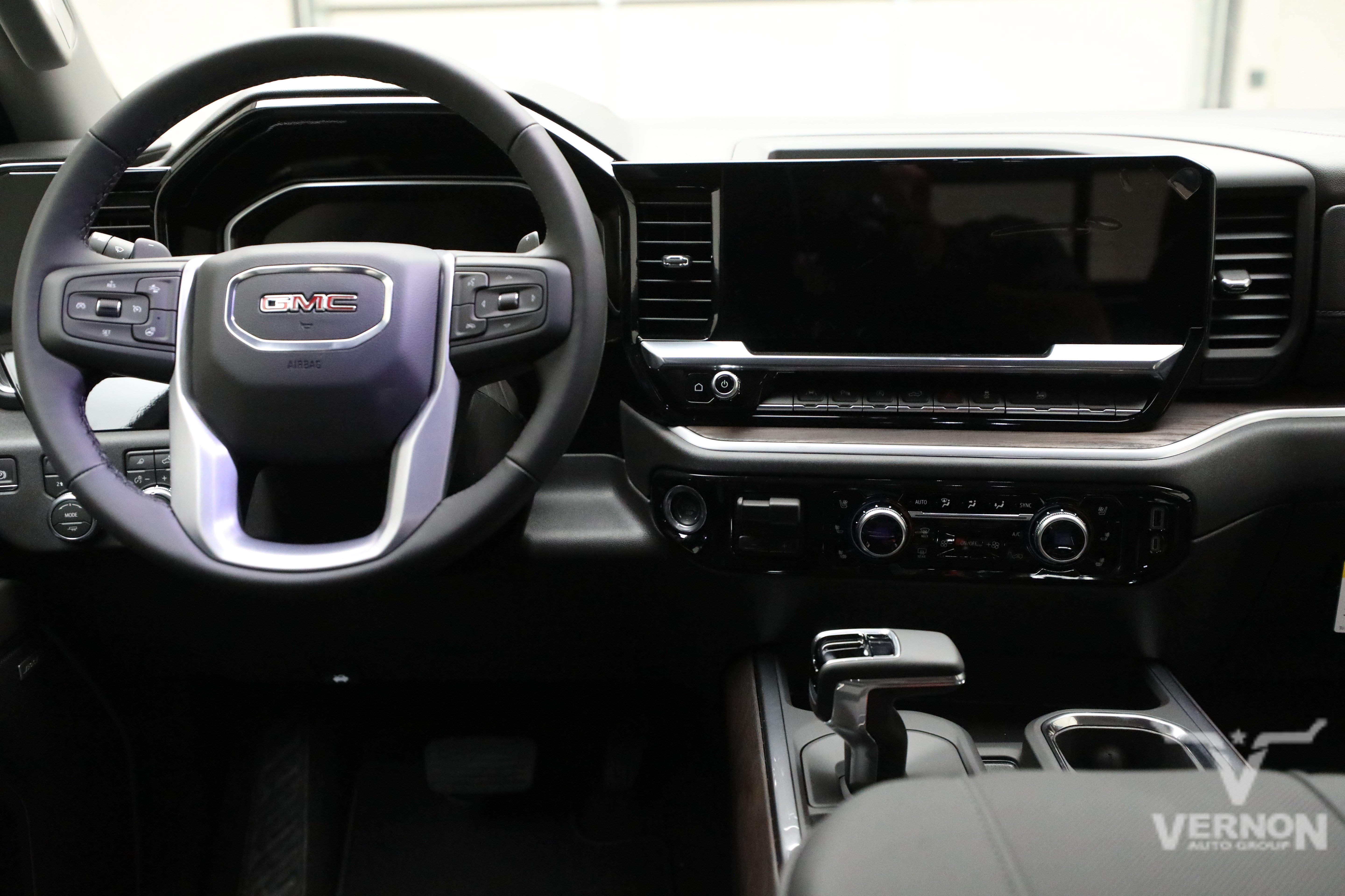 New 2026 Summit White GMC N image 20