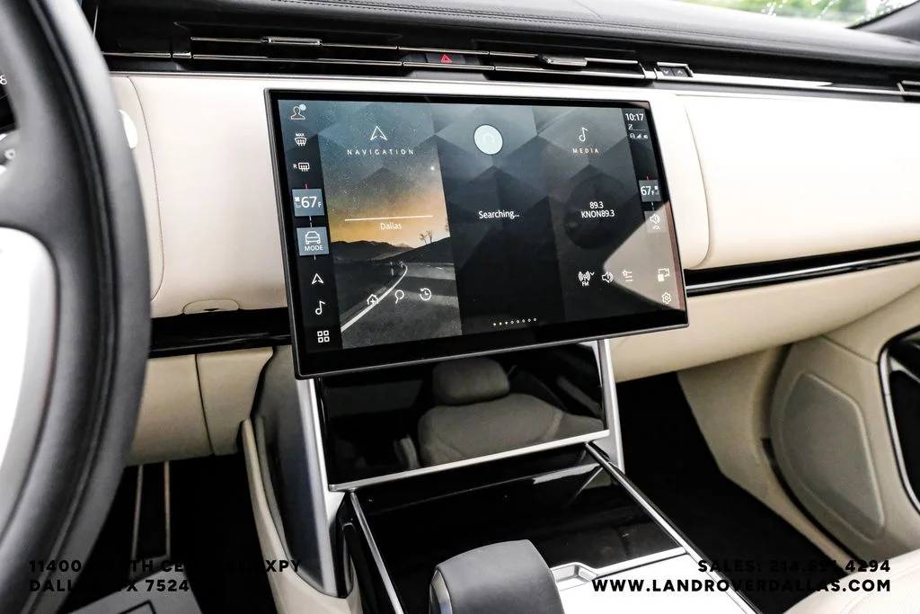 Certified Used 2025 Black Land Rover SE image 28