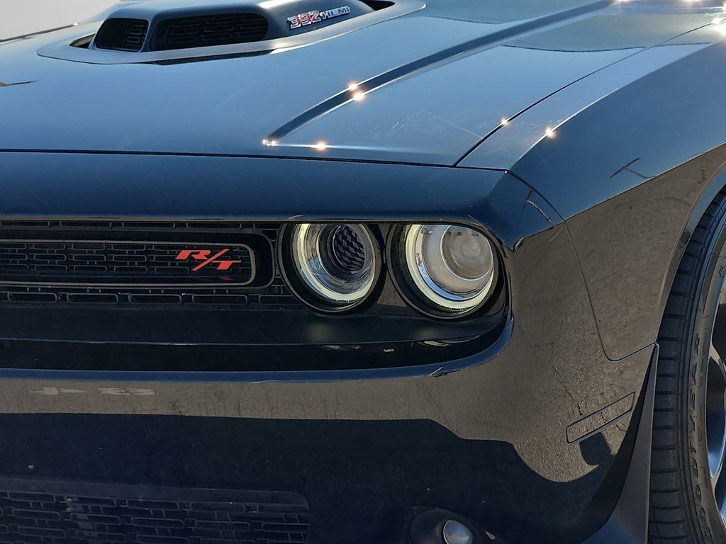 Used 2022 Pitch Black Clearcoat Dodge R/T Scat Pack image 26