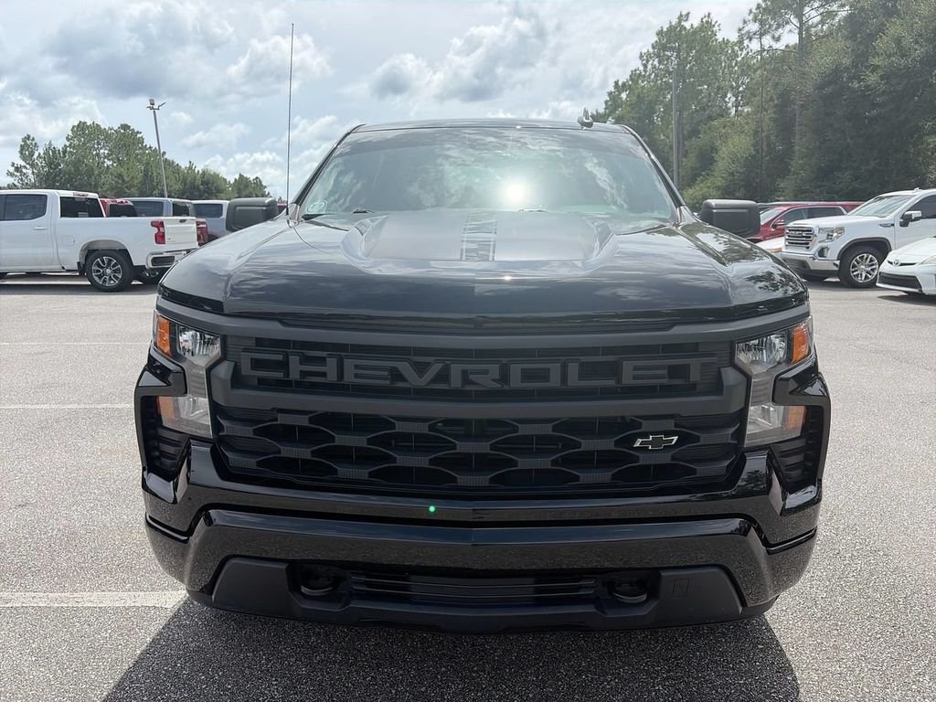 Used 2023 Black Chevrolet Custom image 2