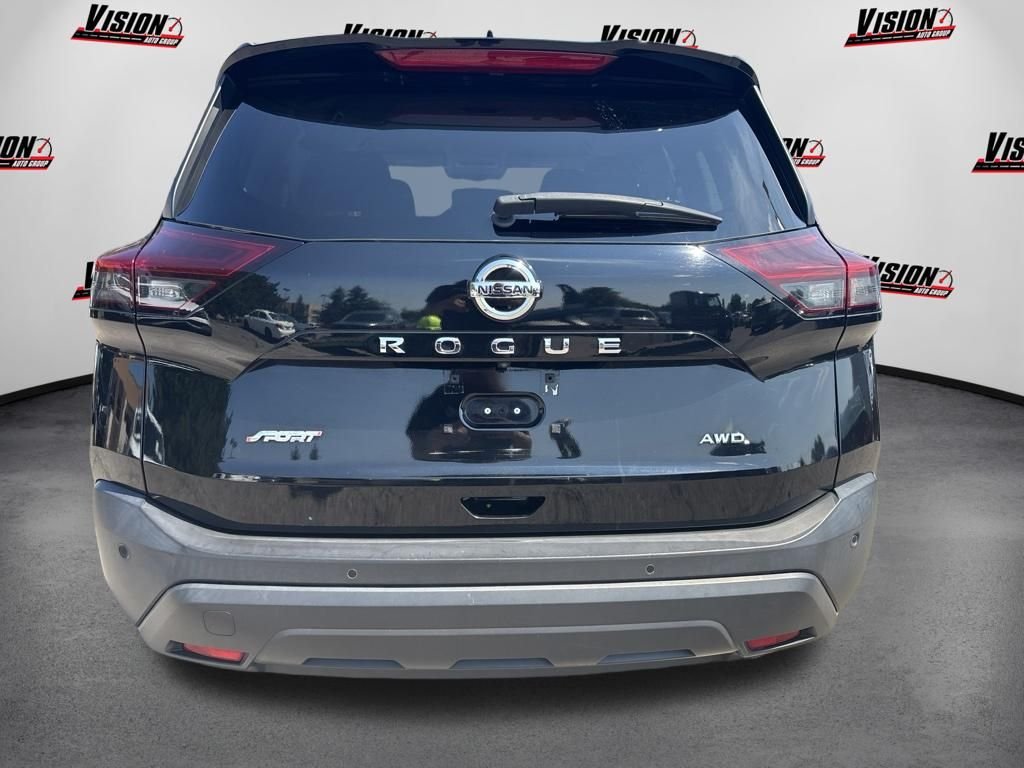Used 2021 Black Nissan S image 6