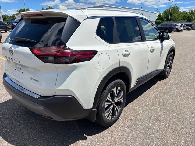 Used 2023 Pearl White Tricoat Nissan SV image 5