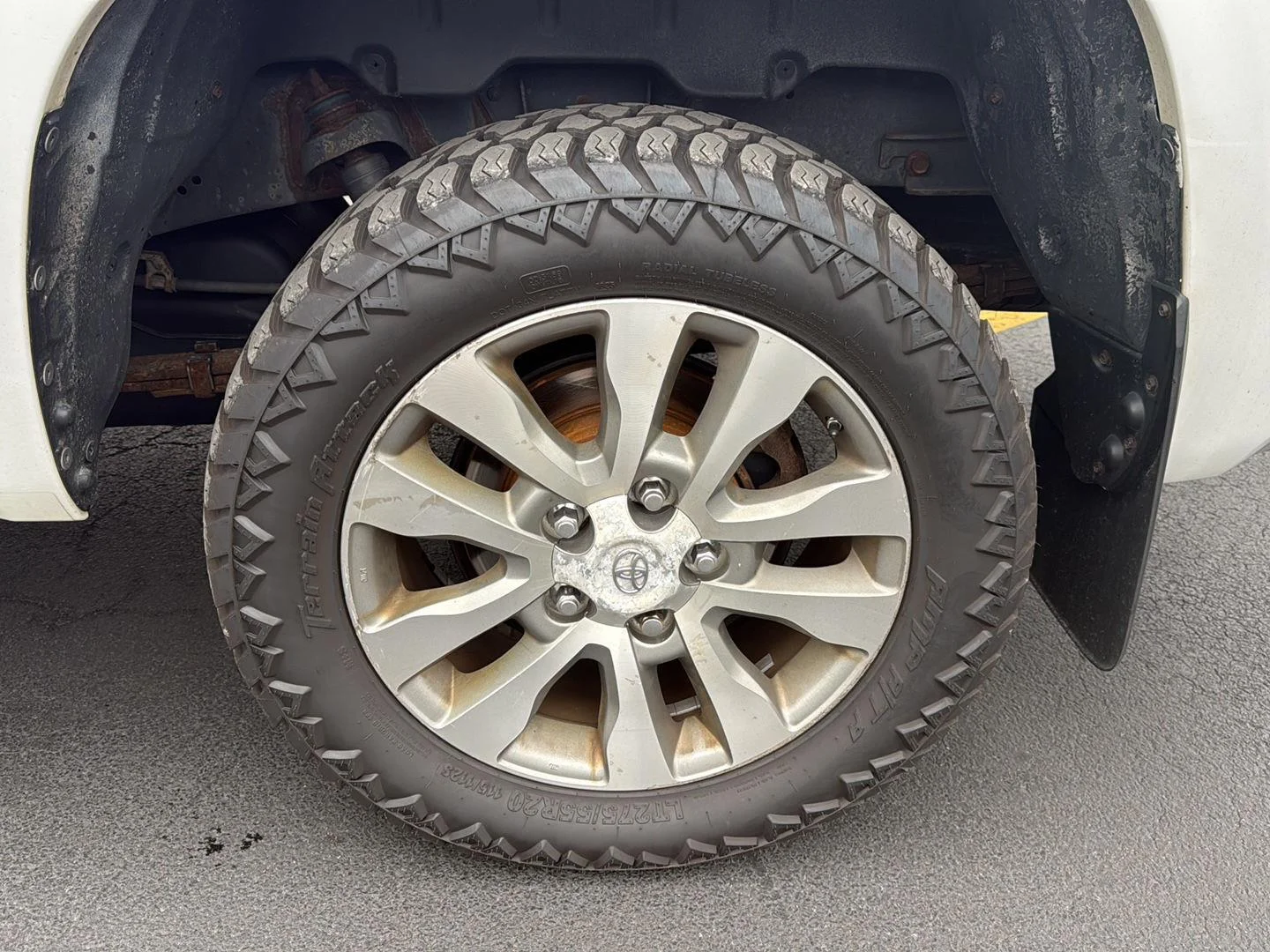 Used 2016 Super White Toyota LTD image 9