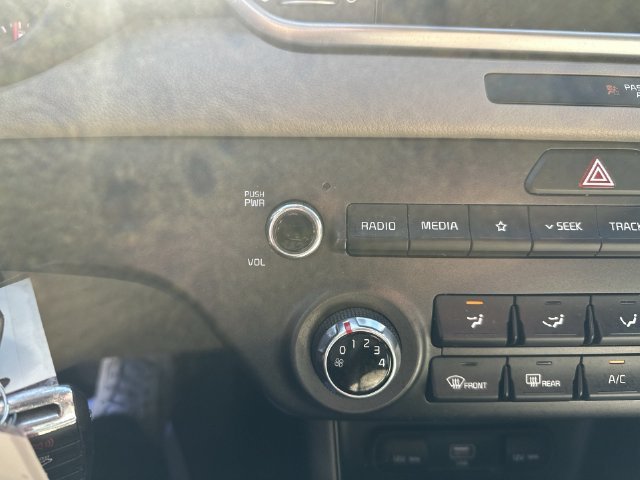 Used 2020 Red Kia LX image 21