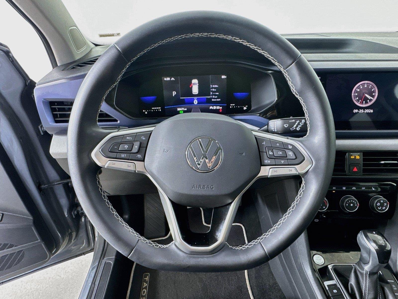 Used 2023 Pure Gray Volkswagen SE image 11