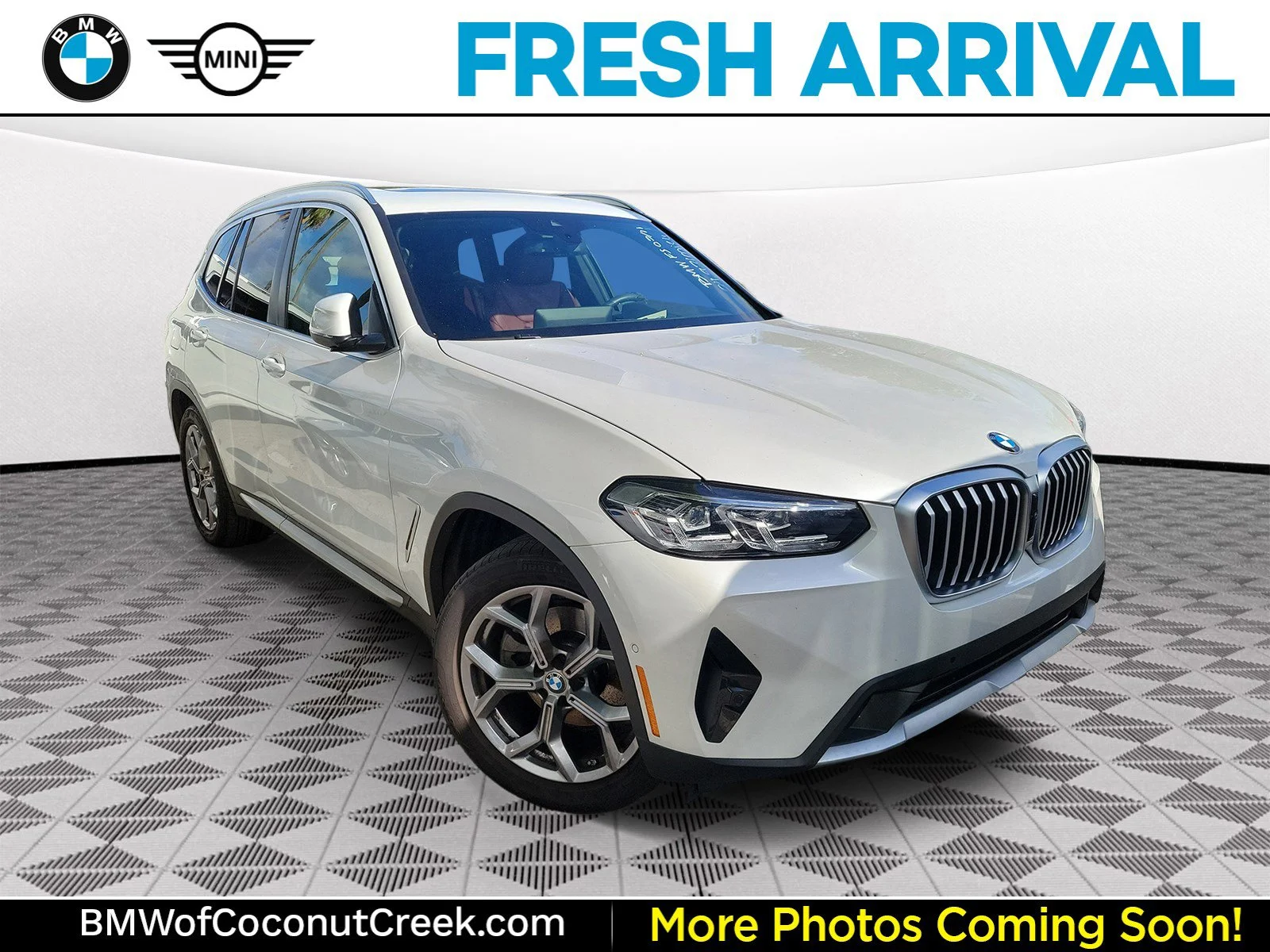 2023 BMW X3 sDrive30i's photo