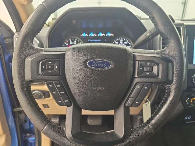 Used 2016 Blue Flame Metallic Ford XLT image 28
