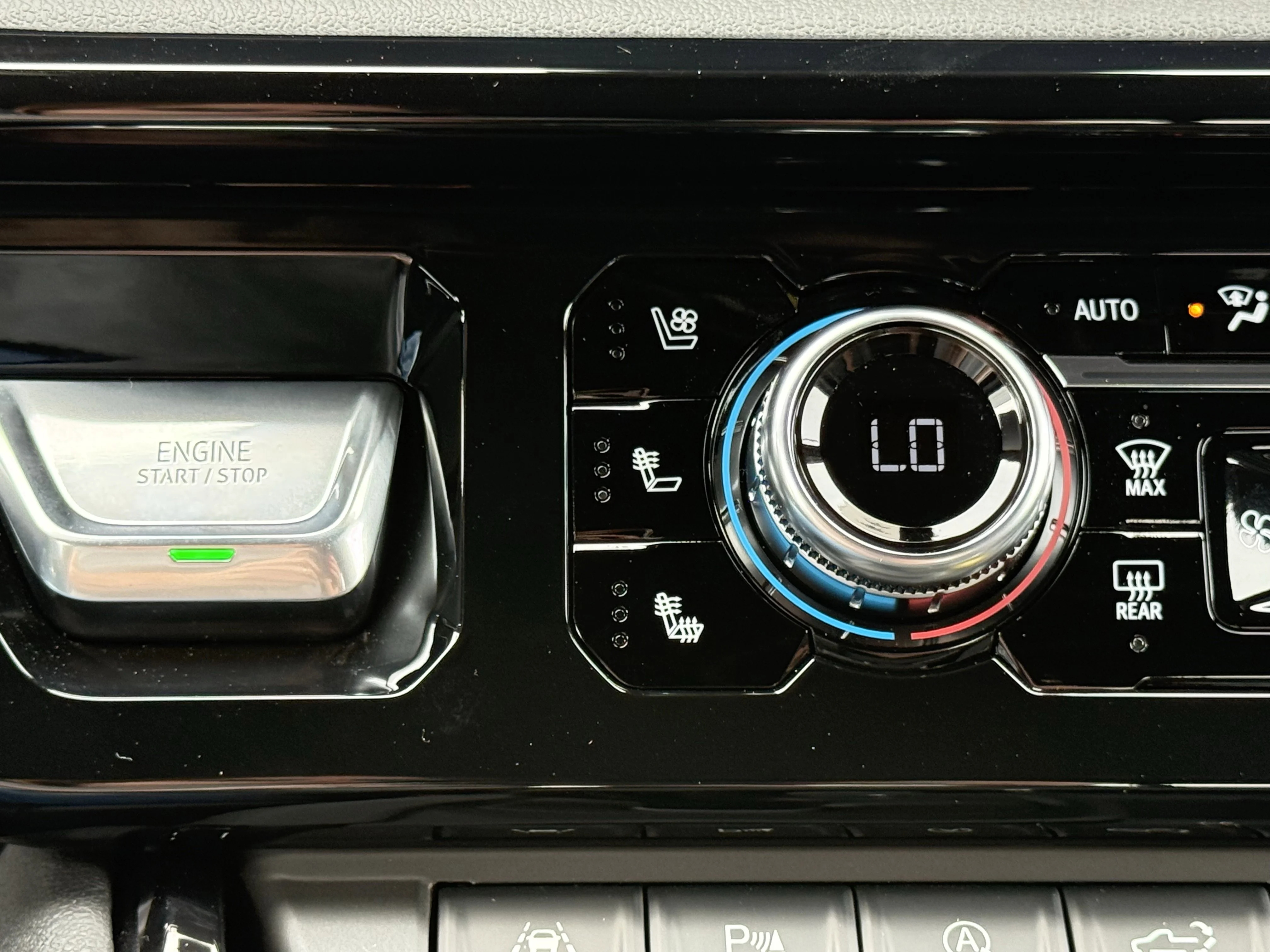 2026 GMC Sierra 1500 AT4 - Photo 21