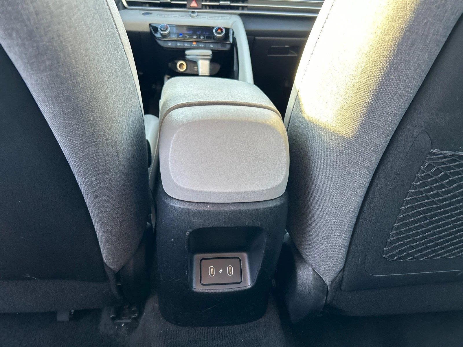 Used 2024 Fluid Metal Hyundai Limited image 30