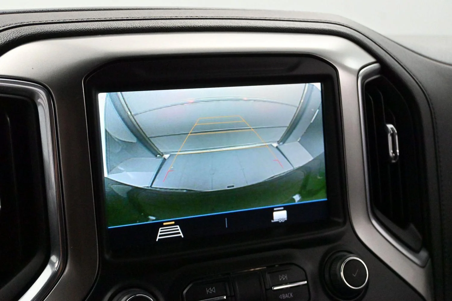 Used 2022 Black Chevrolet LT image 20