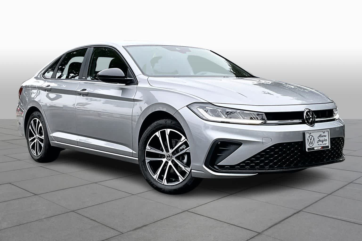 New 2026 Pyrite Silver Metallic Volkswagen 1.5T Sport image 2