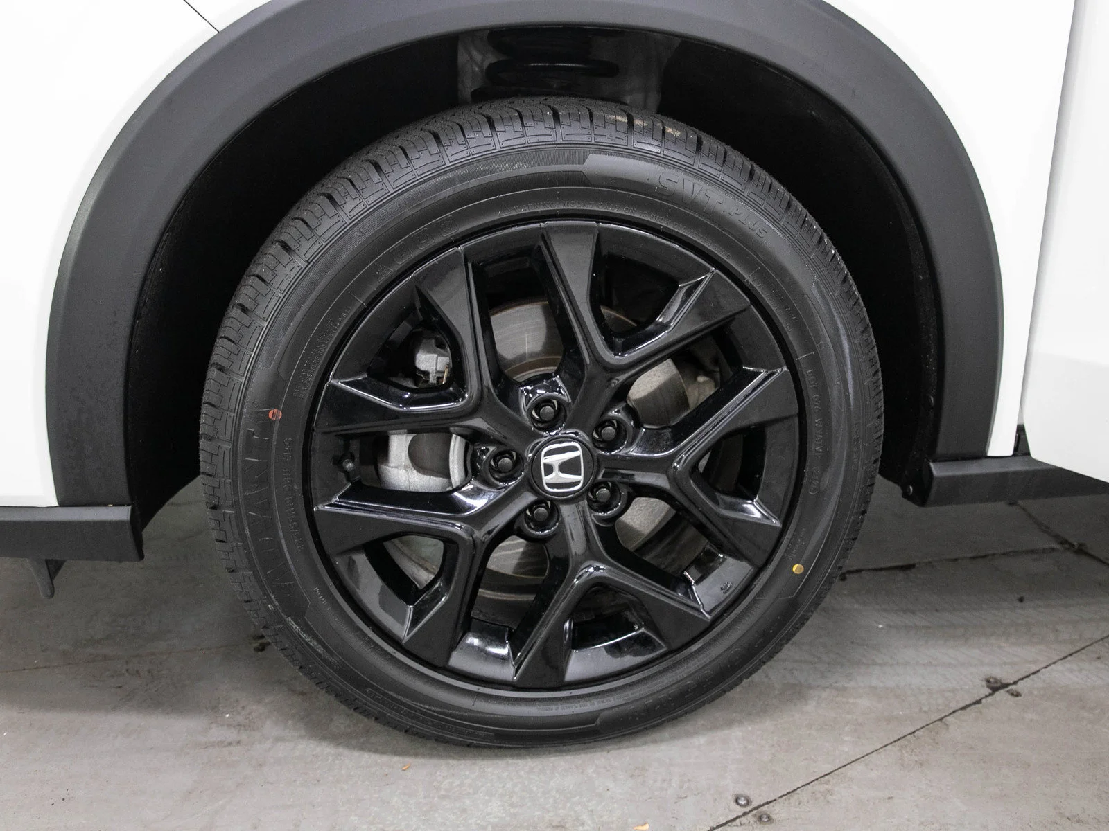 Used 2024  Honda Sport image 27