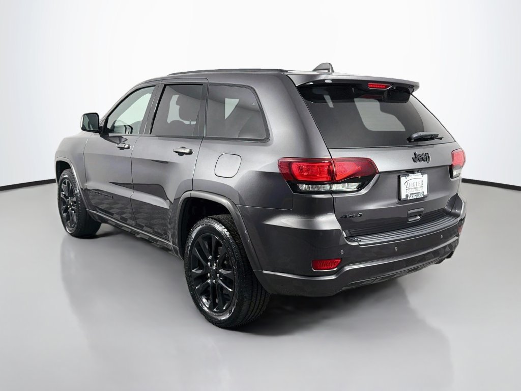 Used 2021 Gray Jeep Laredo X image 5