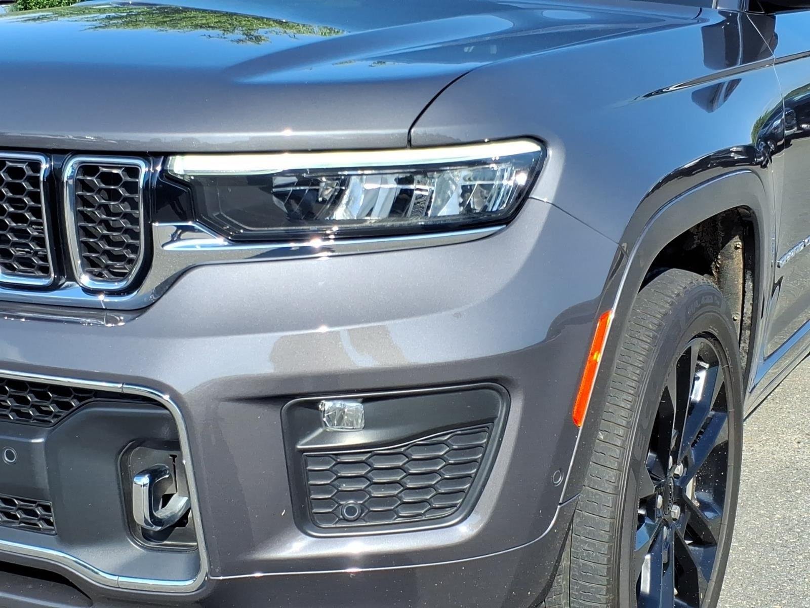 Used 2023 Baltic Gray Metallic Clearcoat Jeep Overland image 17