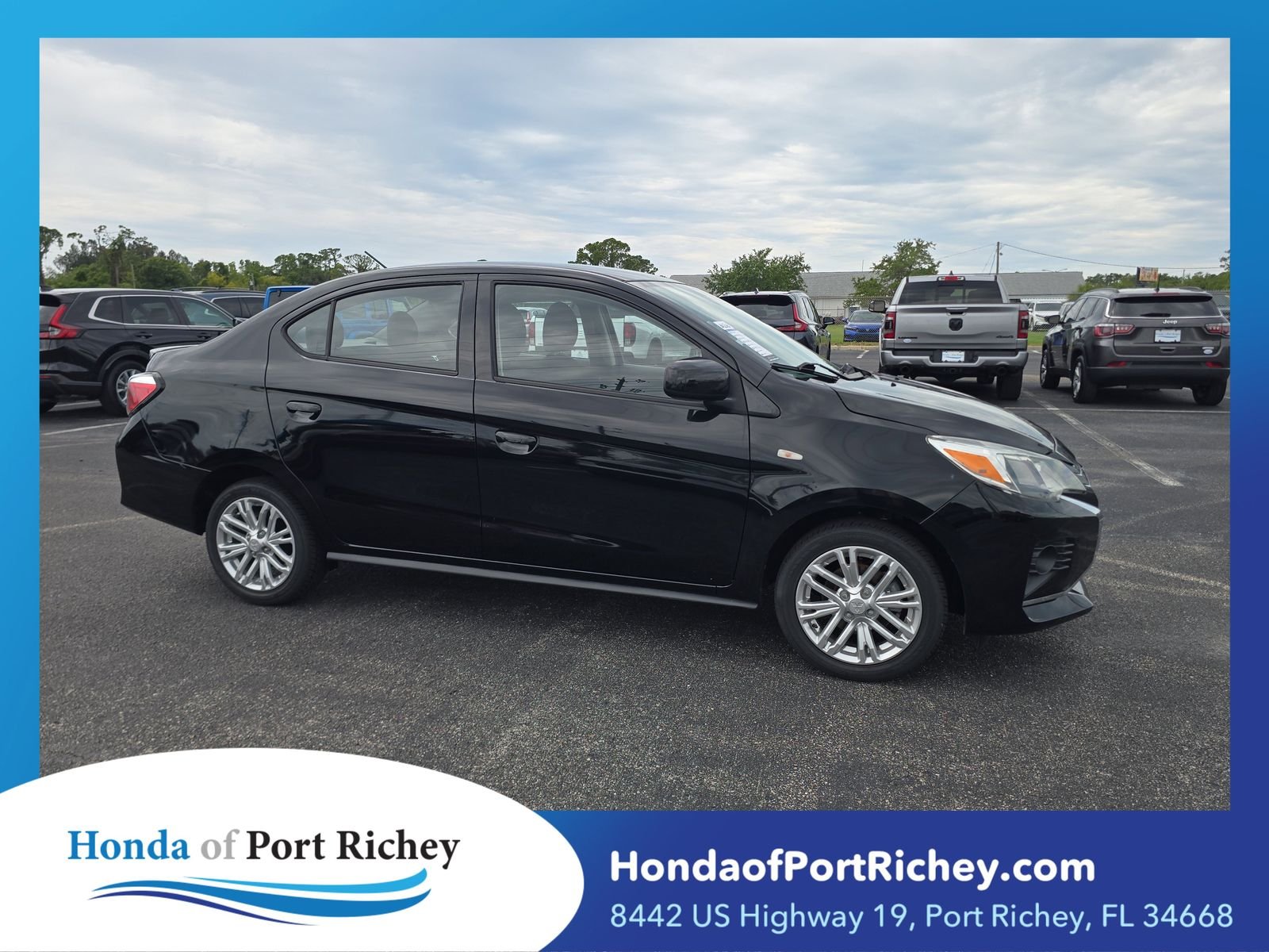 2022 Mitsubishi Mirage LE CVT's photo