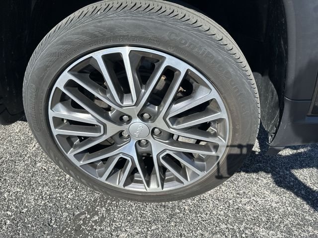 Used 2023 Gray Jeep Limited image 20