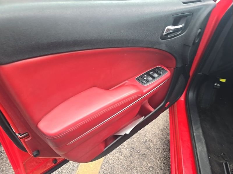 Used 2014 Torred Dodge SXT Plus image 16