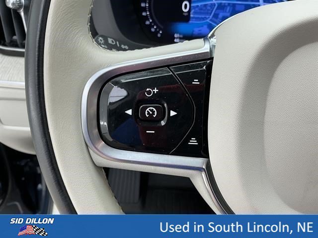 Used 2023 Denim Blue Metallic Volvo Ultimate Bright Theme image 9