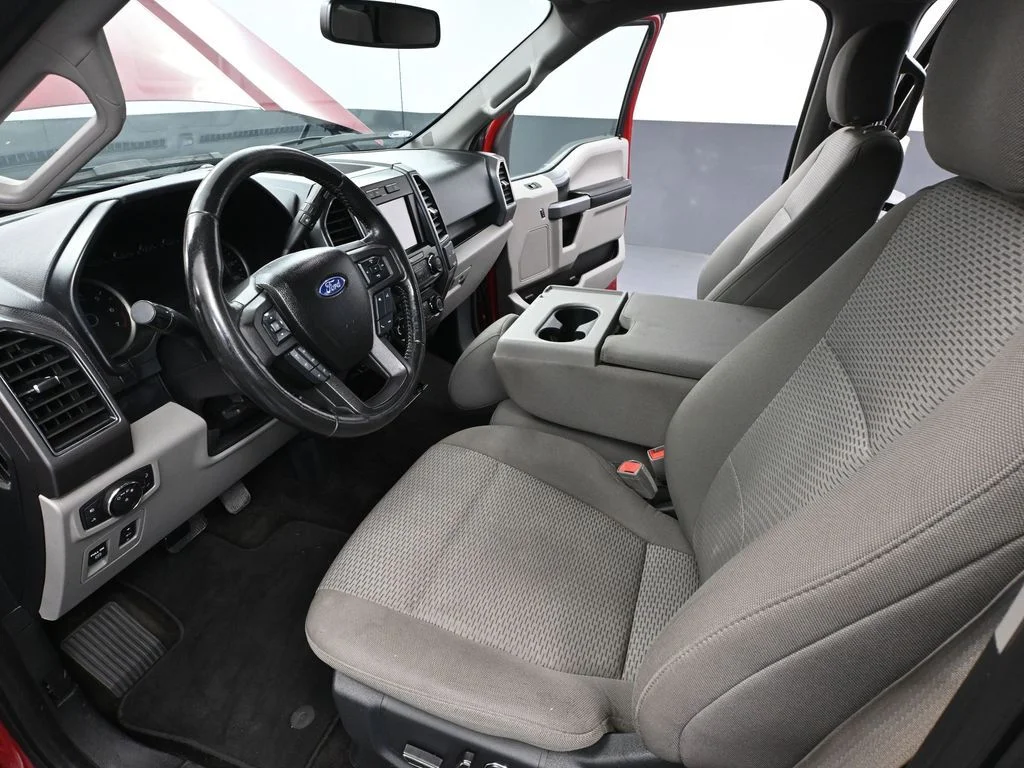 Used 2018 Red Ford XLT image 25