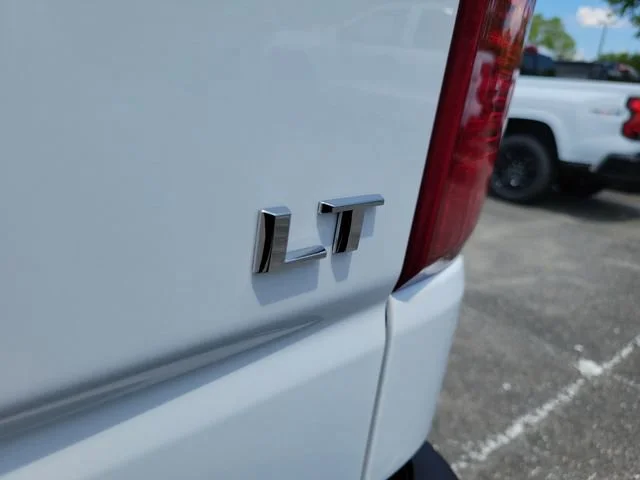 2026 Chevrolet Silverado 1500 LT - Photo 10